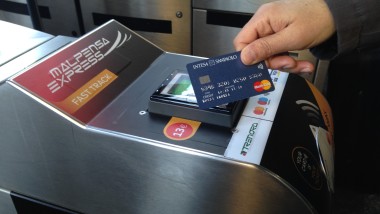 Carte contactless o smartphone NFC per viaggiare sul Malpensa Express