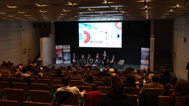 Una visione di filiera sull'intelligenza artificiale in sanità